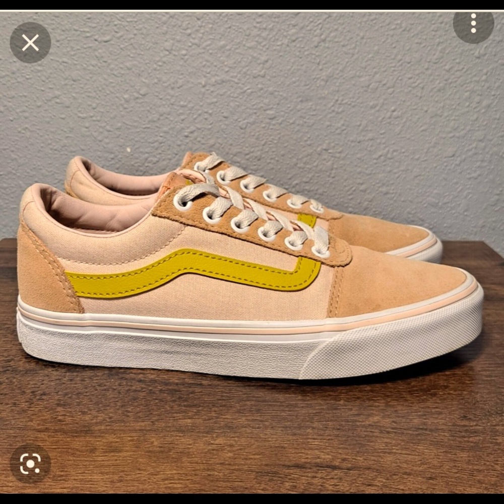 Old Skool Vans peach and yellow